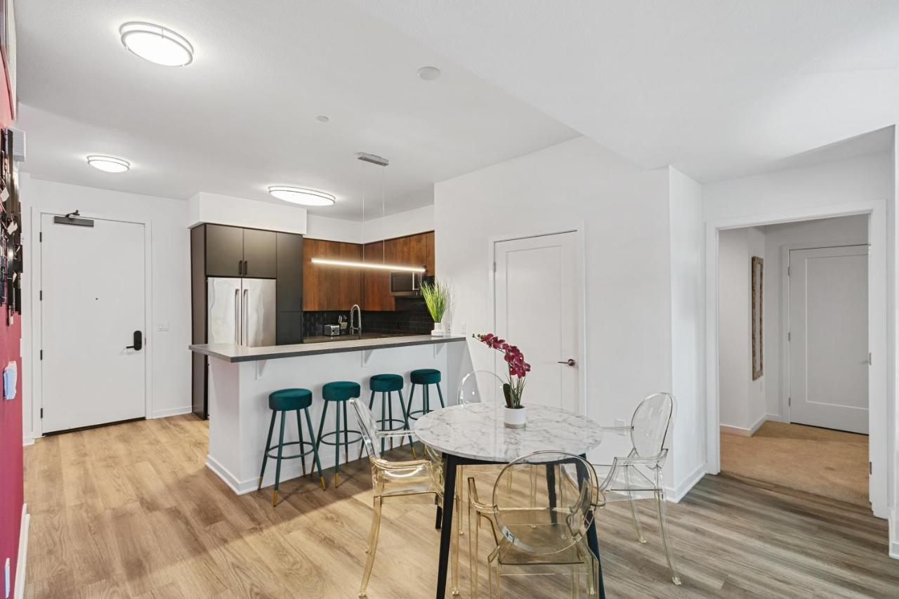 Fairfax District Chic City Oasis 2 Bedroom Apt With Den 136 Los Angeles Buitenkant foto