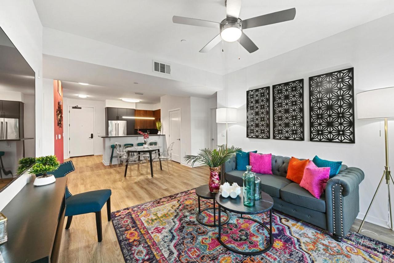 Fairfax District Chic City Oasis 2 Bedroom Apt With Den 136 Los Angeles Buitenkant foto