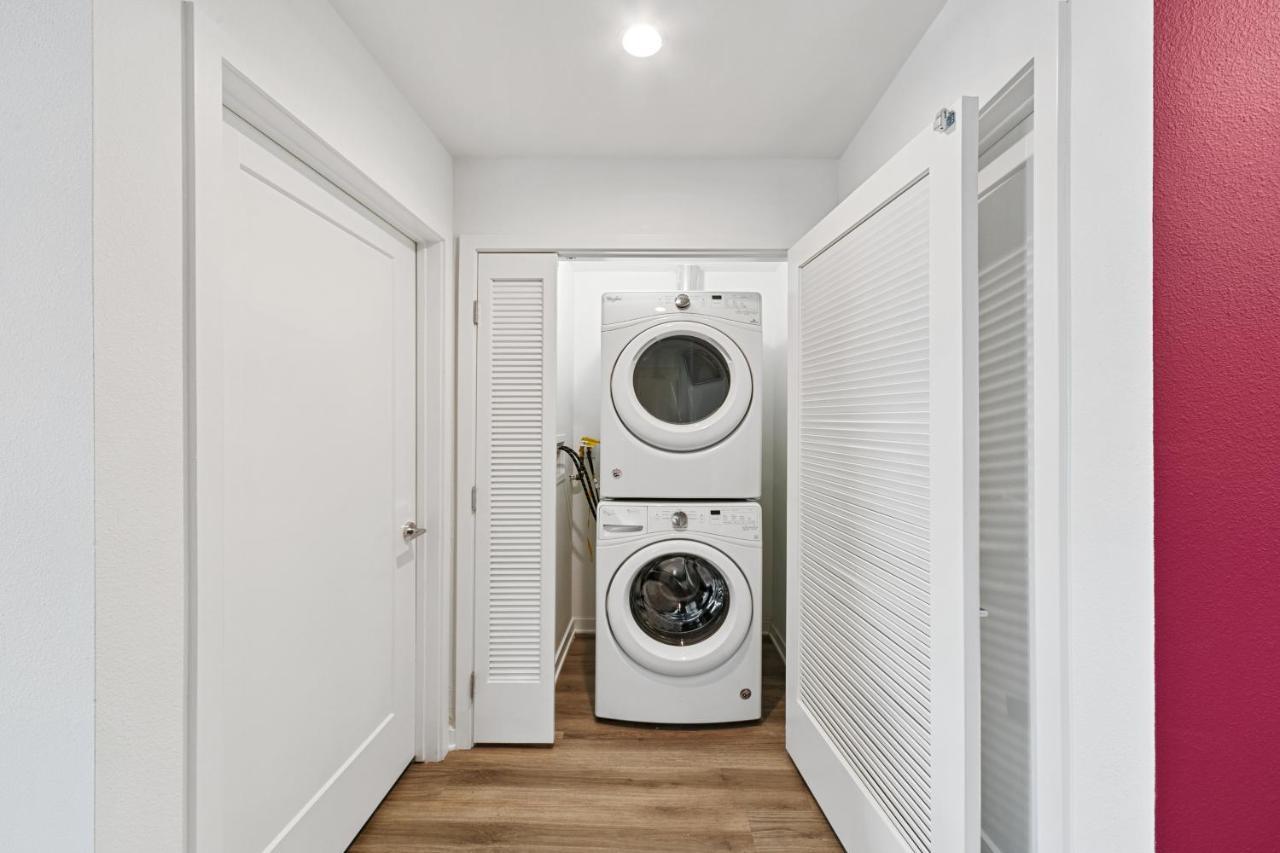 Fairfax District Chic City Oasis 2 Bedroom Apt With Den 136 Los Angeles Buitenkant foto